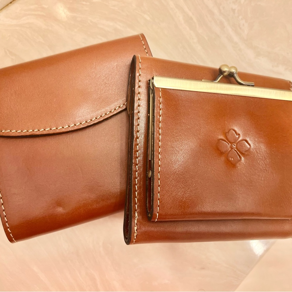 2 Patricia Nash holiday bundle get two wallet new with tag 2 in stock